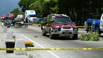A Gerson Jair Luque Ruiz lo atacó a balazos un sicario que andaba en motocicleta cuando él estaba haciendo fila en su carro en el bulevar del norte.