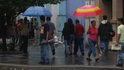 Otra onda tropical llegará el sábado a Honduras