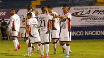 Alex López dio el gol de la tranquilidad en la victoria del Alajuelense ante Cartaginés.