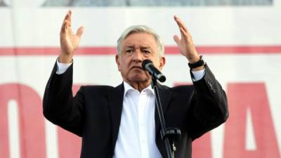 Obrador pidió al Gobierno de Peña Nieto ofrecer refugio a los migrantes centroamericanos./Reforma.