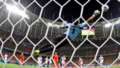 Por su destacada participación en el Mundial de Brasil, Navas es pretendido por grandes equipos europeos.