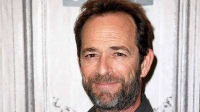 Luke Perry murió el 3 de marzo, cinco días después de haber sido hospitalizado tras sufrir un derrame cerebral en su casa de Los Ángeles.