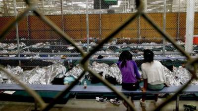 La migración masiva de menores no acompañados en 2014 desbordó una crisis humanitaria en la frontera México-EUA. Foto de archivo.