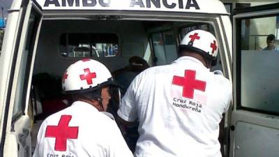 Santos Meza falleció en una ambulancia de la Cruz Roja cuando era llevado a un hospital en Tegucigalpa. Foto archivo La Prensa.