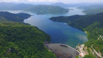 El Cajón es la hidroeléctrica más grande e importante en la generación de energía limpia del país.