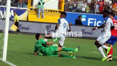 'Choco' Lozano le marcó gol a Keylor Navas con la Selección de Honduras.