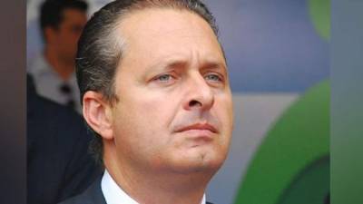 Diez muertos incluido el candidato presidencial de Brasil, Eduardo Campos en accidente aéreo.