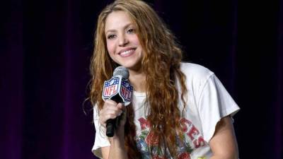 La cantante colombiana Shakira regresa con un estilo musical diferente.