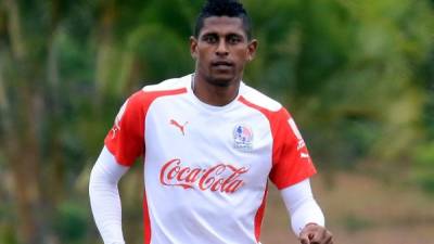 Carlo Costly en un entrenamiento del Olimpia. Foto Juan Salgado