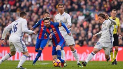 Barcelona y Real Madrid pelearán por el título.