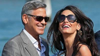 El actor George Clooney con su prometida Amal Alamuddin.