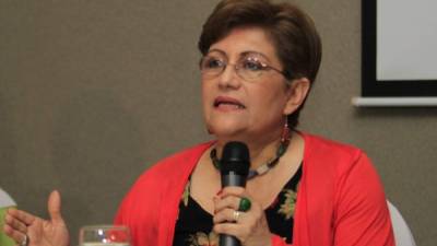 María Luisa Borjas es comisionada en condición de retiro.