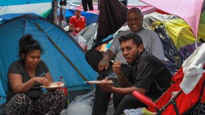 El número de migrantes detenidos por la Patrulla Fronteriza ha estado creciendo desde hace meses y saltó de 101.028 en febrero a 172.131 en marzo, su mayor nivel mensual en dos décadas.