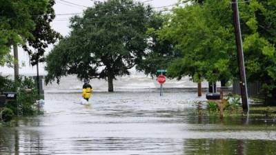 Ante la amenaza de lluvias torrenciales, se declaró la emergencia en Luisiana. Foto: EFE