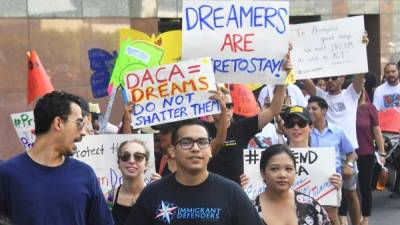 Activistas y dreamers se manifestarán hoy frente a la Casa Blanca para exigir que no se elimine el DACA. AFP.