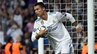 Cristiano Ronaldo marcó un doblete para la victoria del Real Madrid ante el APOEL Nicosia. Foto AFP