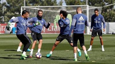 Keylor Navas, Cristiano Ronaldo, Marcelo y Karim Benzema en el último entrenamiento del Real Madrid previo al partido del sábado ante Valencia.