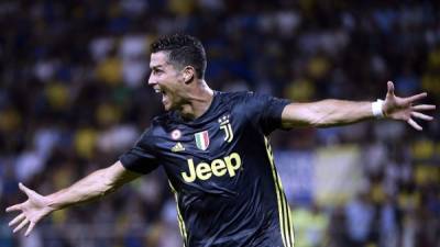 Cristiano Ronaldo celebrando su gol contra el Frosinone. Foto AFP
