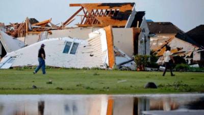 Las tormentas en el sur de EUA han dejado 17 muertos y centenares de damnificados. afp