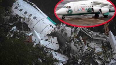 El avión del Chapecoense quedó completamente destruido.