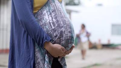 Alrededor de una tercera parte de adolescentes ya son madres o están embarazadas con el primer hijo en algunos departamentos: Gracias a Dios (35%), Colón (34%), Copán (33%), Olancho (31%) y Lempira (30%), según la última Encuesta Nacional de Demografía y Salud (Endesa) 2011-20012, publicada en mayo de 2013.