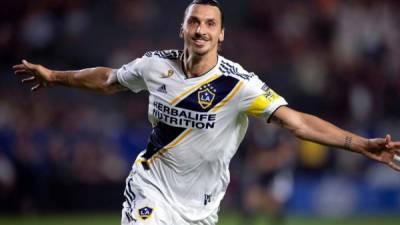 Después de dos temporadas rindiendo al máximo nivel en la MLS con la elástica de LA Galaxy, Zlatan Ibrahimovic ansía volver a Europa para culminar su dilatada carrera profesional.