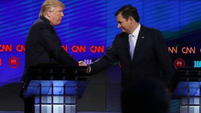 Donald Trump y Ted Cruz se disputan la nominación republicana a la presidencia de EUA.
