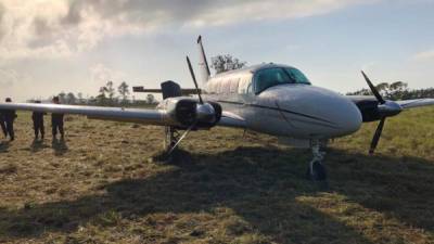 Dos indígenas misquitos hondureños fueron detenidos hoy tras el hallazgo de una aeronave.