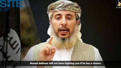 El portavoz del grupo terrorista Nasser bin Ali al-Ansi culpó a Obama, en un video difundido por la red, de la muerte de un rehén estadounidense y otro sudafricano.