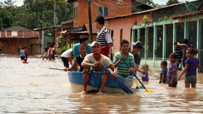 el río Ulúa anegó cultivos y viviendas en el norte de el Progreso, ademásde casas en la colonia Policarpo Paz.