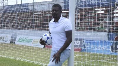 Platense despide este domingo a Edgard Álvarez en el Estadio Excélsior. Fue legionario durante 13 años en Uruguay, Italia y Rumania. Fue Mundialista con Honduras en Sudáfrica 2010. Foto: Jorge González