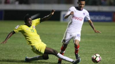 En el estadio Nacional de Tegucigalpa los albos golearon 4-0 a los beliceños.