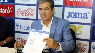 Jorge Luis Pinto anunció los convocados en confea de prensa.