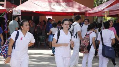 El rector de la Unah denunció tratos indignos contra los estudiantes del área de la salud en el Hospital Escuela.