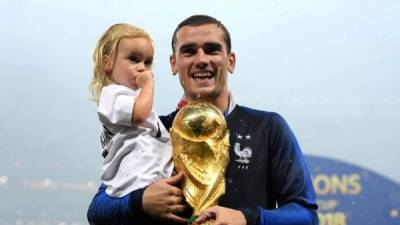 El mejor hat-trick de Griezmann: Sus tres hijos han nacido un 8 de abril.