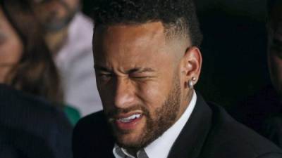 El delantero brasileño Neymar habría decidido no seguir en el PSG y le ha pedido al Barcelona que le brinde la oportunidad de regresar. Inclusive, la prensa de España ha revelado las condiciones que el club catalán le ha ha puesto al atacante para que regrese a la institución.