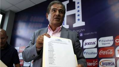 Jorge Luis Pinto dio a conocer la convocatoria de Honduras para los partidos ante Trinidad y Tobago y Estados Unidos. Foto Juan Salgado