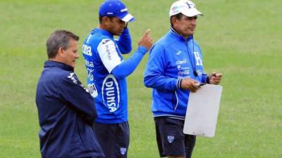 Jorge Luis Pinto y su cuerpo técnico alistan lo que será la Copa Oro. Foto Archivo.