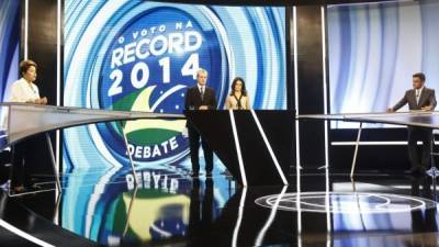 Dilma Rousseff y Aecio Neves presentan sus propuestas de gobierno en uno de los últimos debates antes de la segunda vuelta de elecciones el próximo domingo.