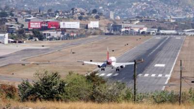 El aeropuerto internacional Toncontín se convertirá en una pista militar de emergencia.