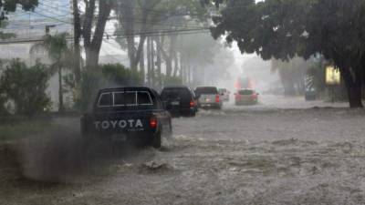 San Pedro Sula tiene un sistema pluvial colapsado por lo que las lluvias inundan sus calles en minutos.