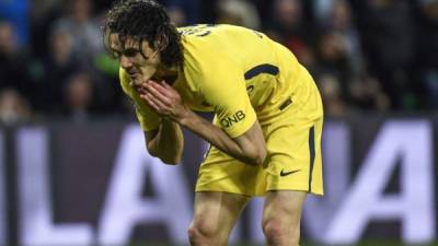 Edinson Cavani no pudo ayudar al PSG para ganar el partido. Foto AFP