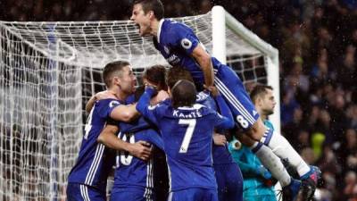 El Chelsea sumó una nueva victoria (3-1) sobre el Swansea en la Premier League. Foto AFP