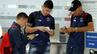 Germán Mayenfisch, Jonathan Rougier y Juan Pablo Montes antes de viajar a Texas, Estados Unidos. Foto Ronald Aceituno