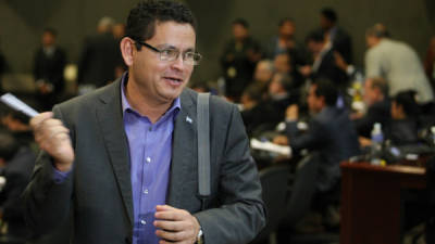 Con su trabajo en la Secretaría de Educación, Escoto se ha ganado el respeto y admiración de muchos en Honduras.