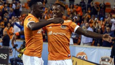 Albert Elis y Romell Quioto seguirán jugando en la MLS con el Houston Dynamo.