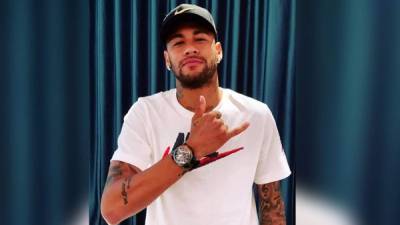 Neymar es la principal imagen de la marca de relojes Gagà Milano.
