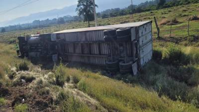 Accidente en Olanchito: Carro intentó girar y rastra lo impactó