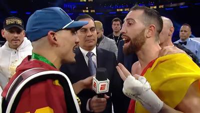 Teófimo López y Sandor Martín tuvieron una acalorada discusión sobre el ring del Madison Square Garden.