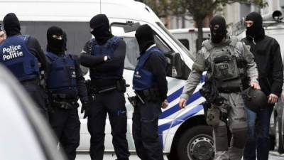Siete personas fueron arrestadas en Bélgica el domingo, en relación con los atentados de París. Sin embargo el lunes fueron liberadas cinco de ellas.